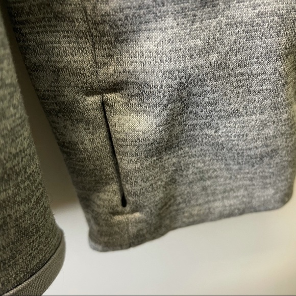 Reebok grey cowl neck sweater size medium - Picture 3 of 5